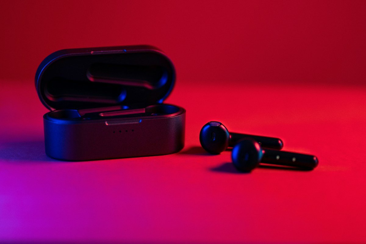 Best Wireless Earbuds Under $50 in 2026 — Top Budget Audio Picks